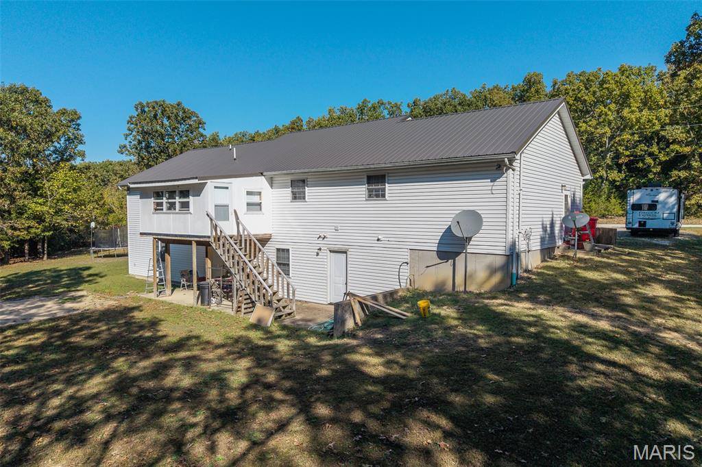 14060 Country Lane, Dixon, MO 65459