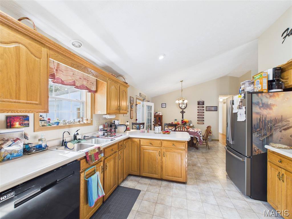 14060 Country Lane, Dixon, MO 65459