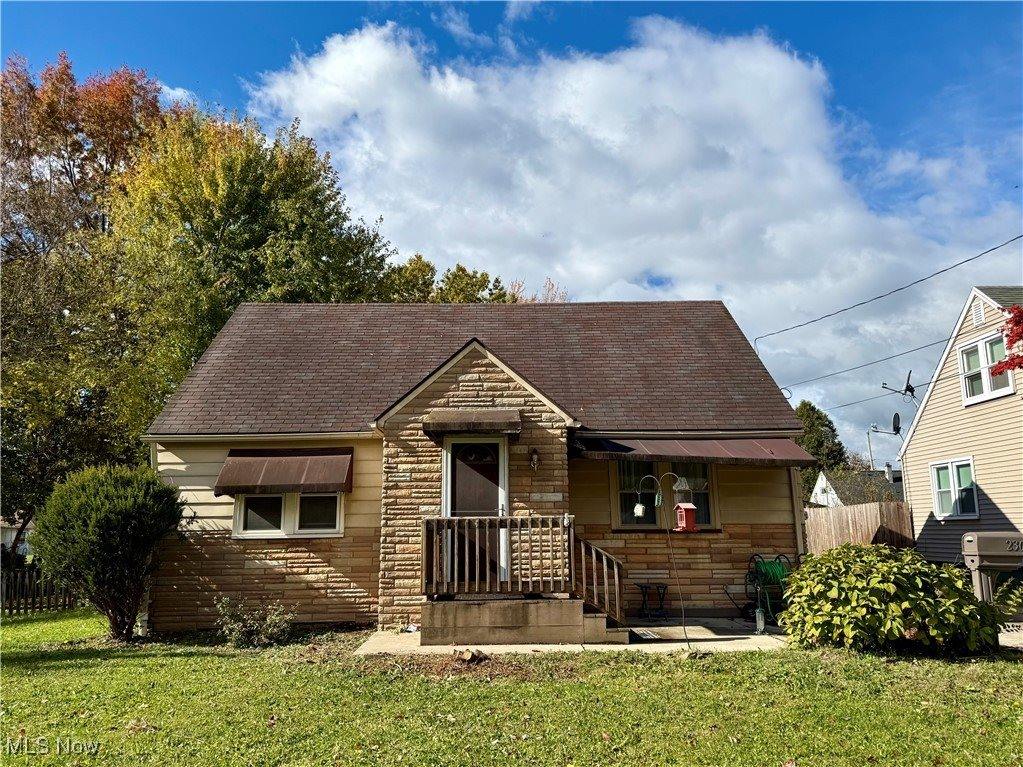 230 Westminster Avenue, Youngstown, OH 44515