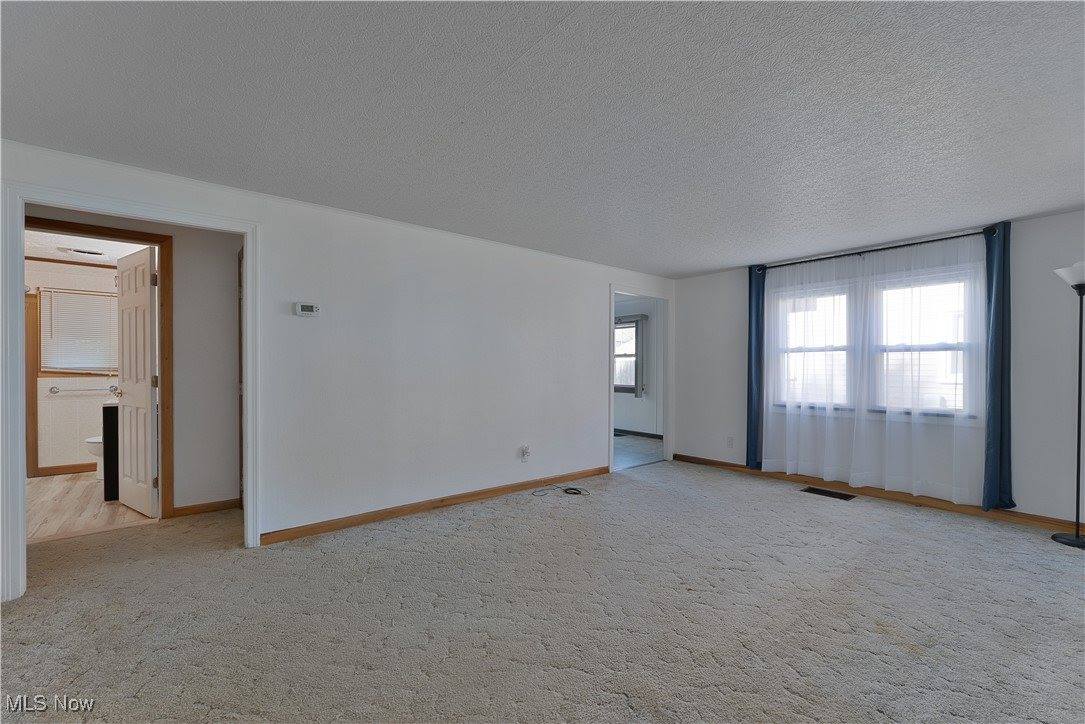 230 Westminster Avenue, Youngstown, OH 44515