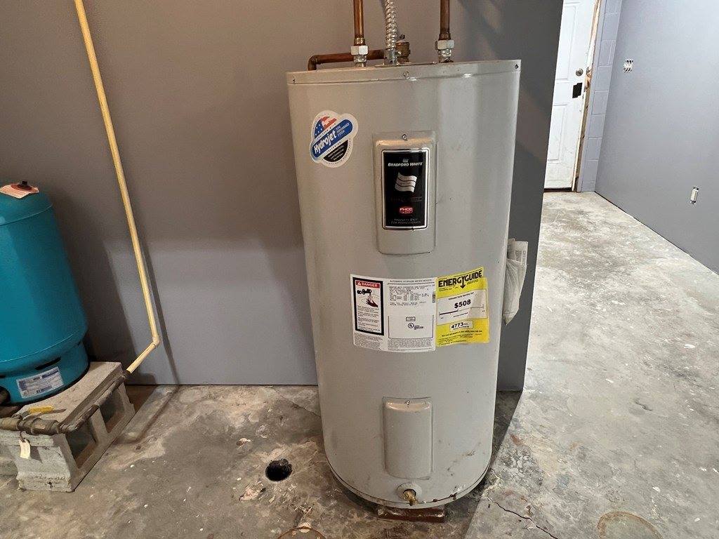 10081 Schwartzwalder Rd, Shreve, OH 44676