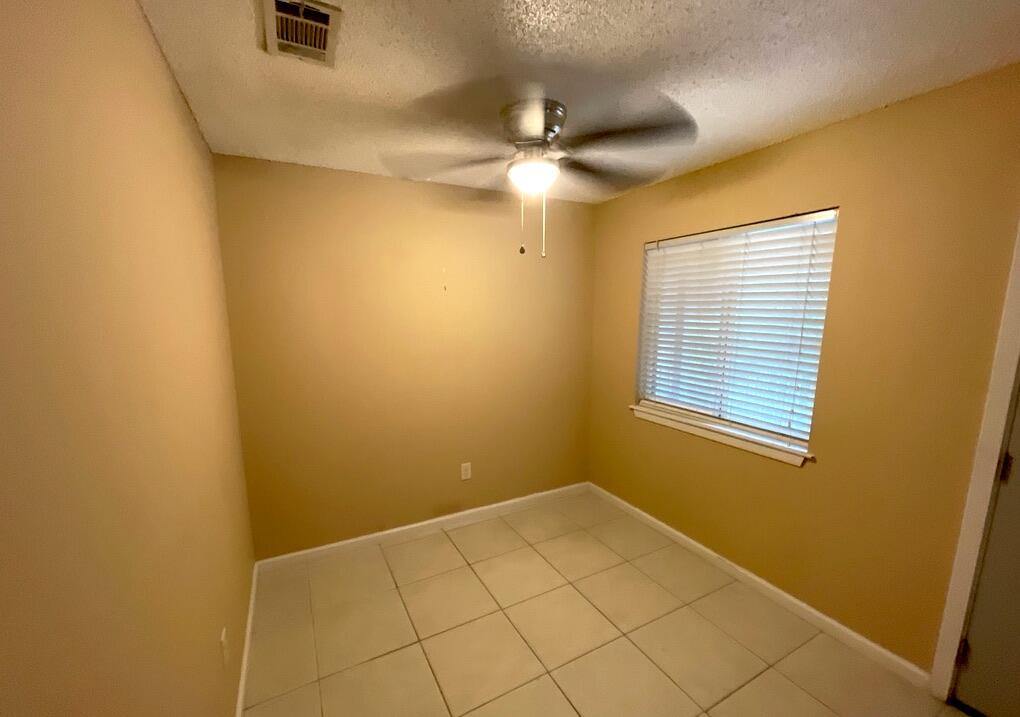 201 East College Boulevard, Unit 57, Niceville, FL 32578