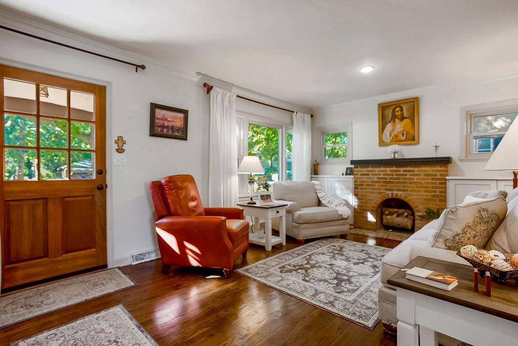 5845 Caenen Street, Shawnee, KS 66216