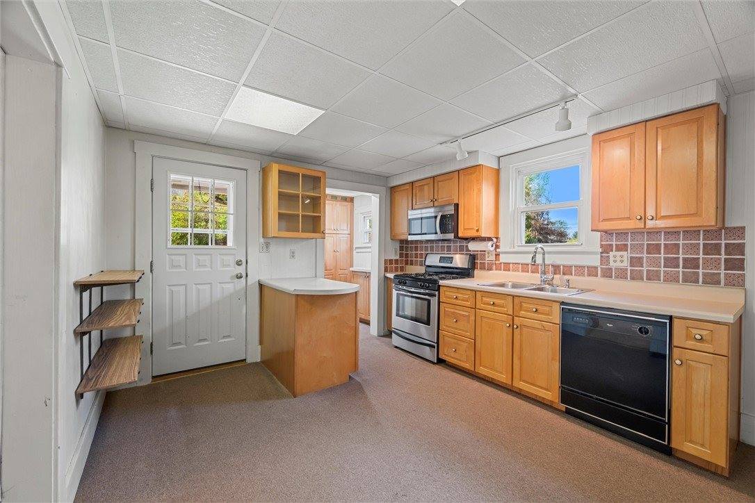 138 Bear Creek Road, Buffalo Township, PA 16055