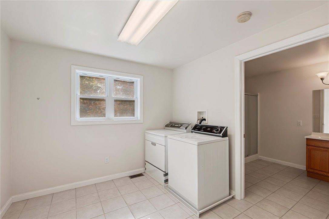 138 Bear Creek Road, Buffalo Township, PA 16055