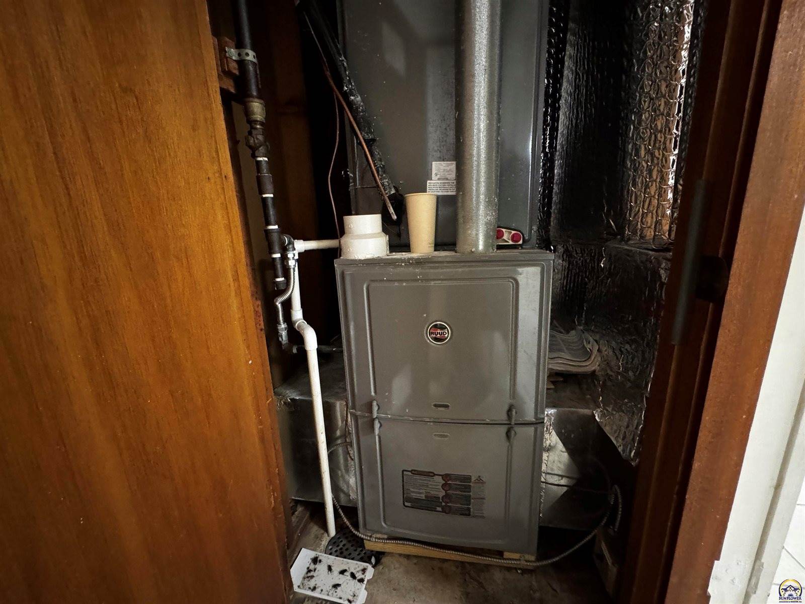 420 SW 33rd ST, Topeka, KS 66611