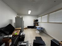 420 SW 33rd ST, Topeka, KS 66611