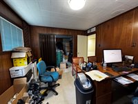 420 SW 33rd ST, Topeka, KS 66611