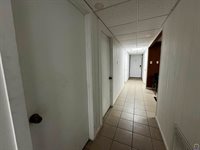 420 SW 33rd ST, Topeka, KS 66611