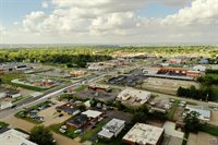 420 SW 33rd ST, Topeka, KS 66611