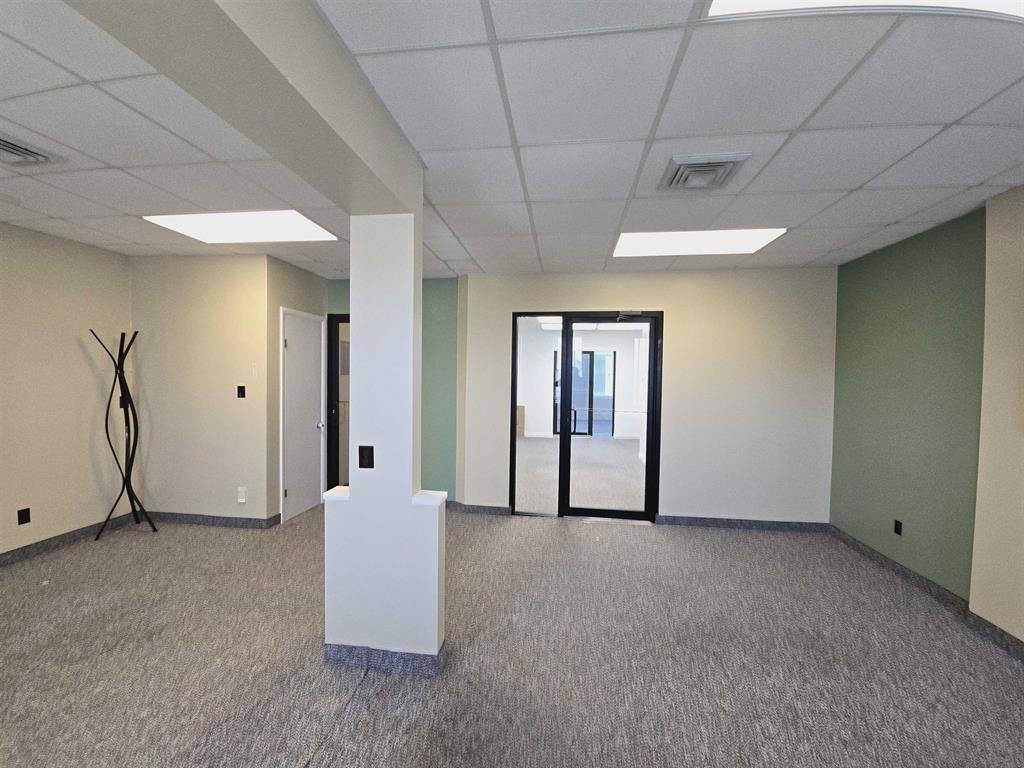 6820 Bergenline Ave, Guttenberg, NJ 07093