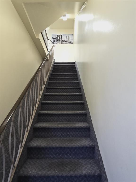 6820 Bergenline Ave, Guttenberg, NJ 07093