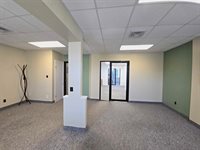 6820 Bergenline Ave, Guttenberg, NJ 07093