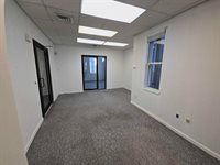 6820 Bergenline Ave, Guttenberg, NJ 07093