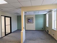 6820 Bergenline Ave, Guttenberg, NJ 07093