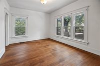 217 North Volutsia Ave, Wichita, KS 67214