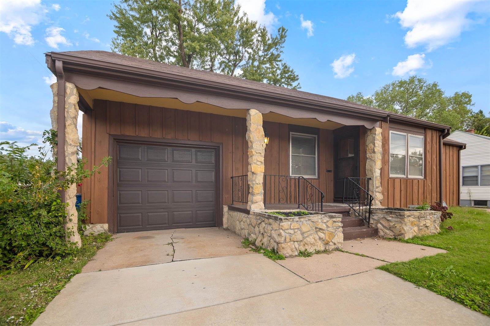 1726 North Oliver St, Wichita, KS 67208