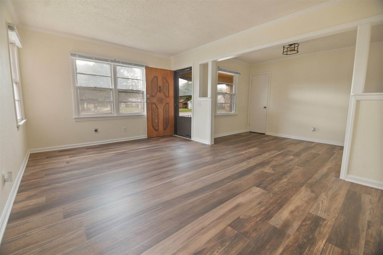 1726 North Oliver St, Wichita, KS 67208