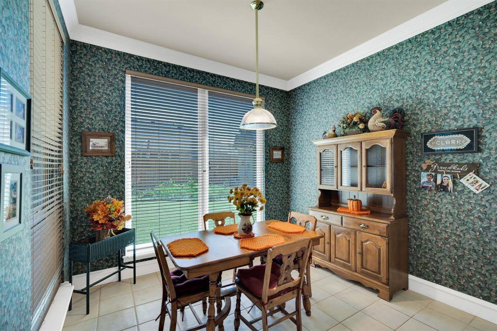 2616 Brookwood Drive, Mansfield, TX 76063