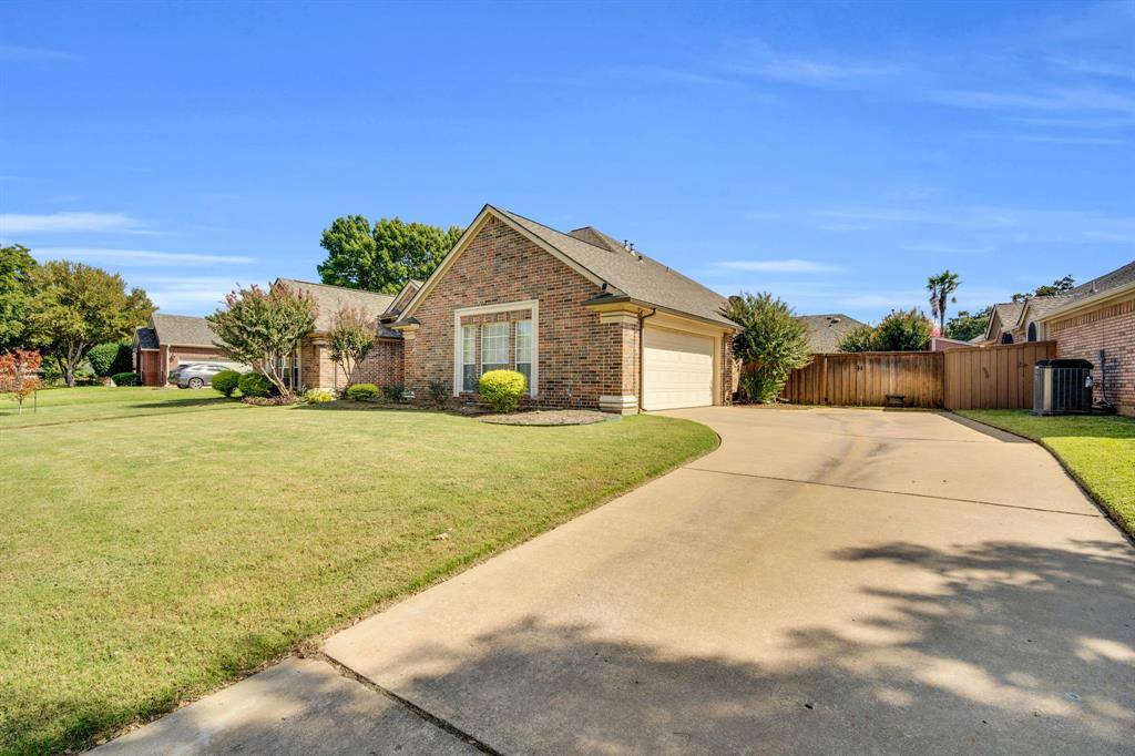 2616 Brookwood Drive, Mansfield, TX 76063