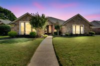 2616 Brookwood Drive, Mansfield, TX 76063