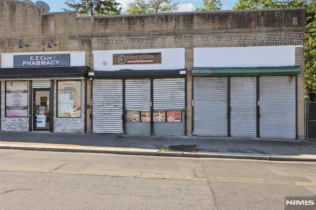 41-45 N Clinton, East Orange, NJ 07017