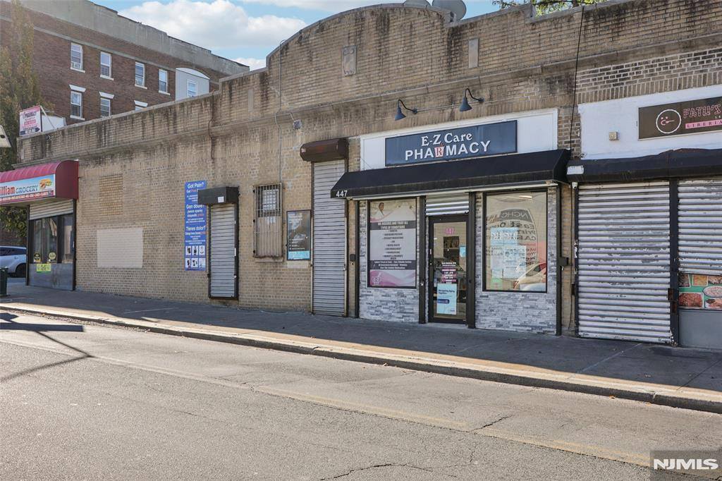 41-45 N Clinton, East Orange, NJ 07017