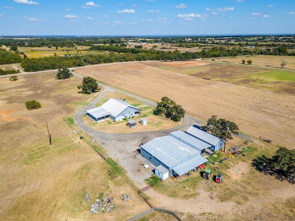 207 Trails End, Poolville, TX 76487