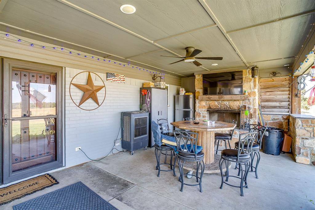207 Trails End, Poolville, TX 76487
