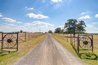 207 Trails End, Poolville, TX 76487