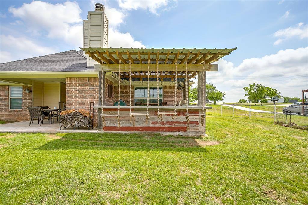 203 CR 4221, Decatur, TX 76234