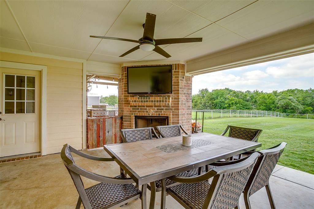 203 CR 4221, Decatur, TX 76234