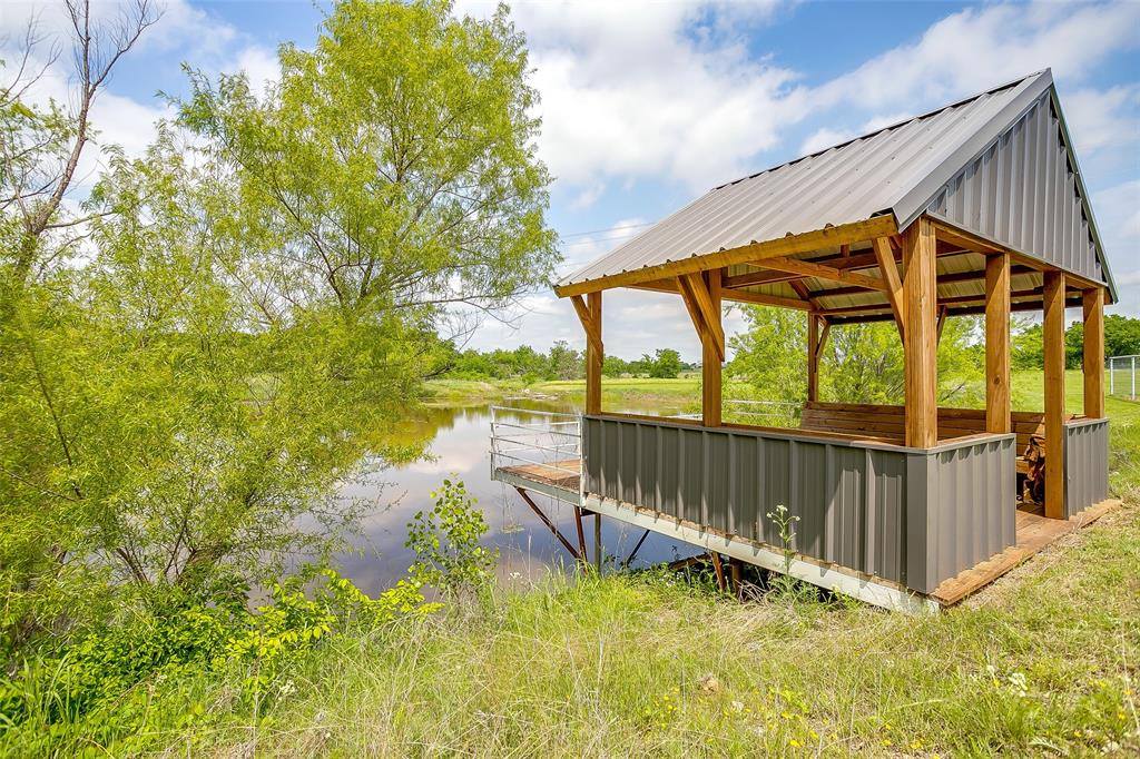 203 CR 4221, Decatur, TX 76234