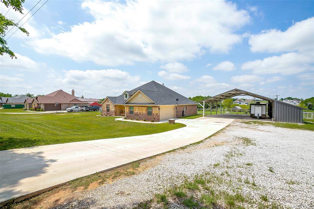 203 CR 4221, Decatur, TX 76234