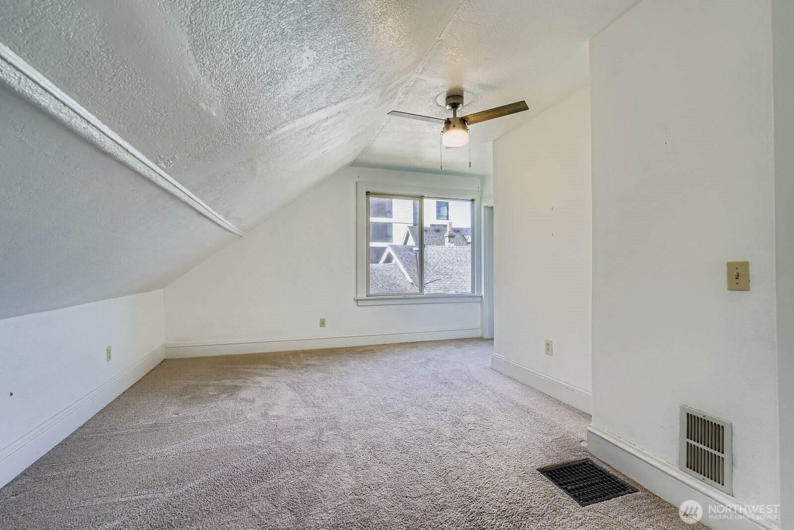 1707 22nd Avenue South, Seattle, WA 98144