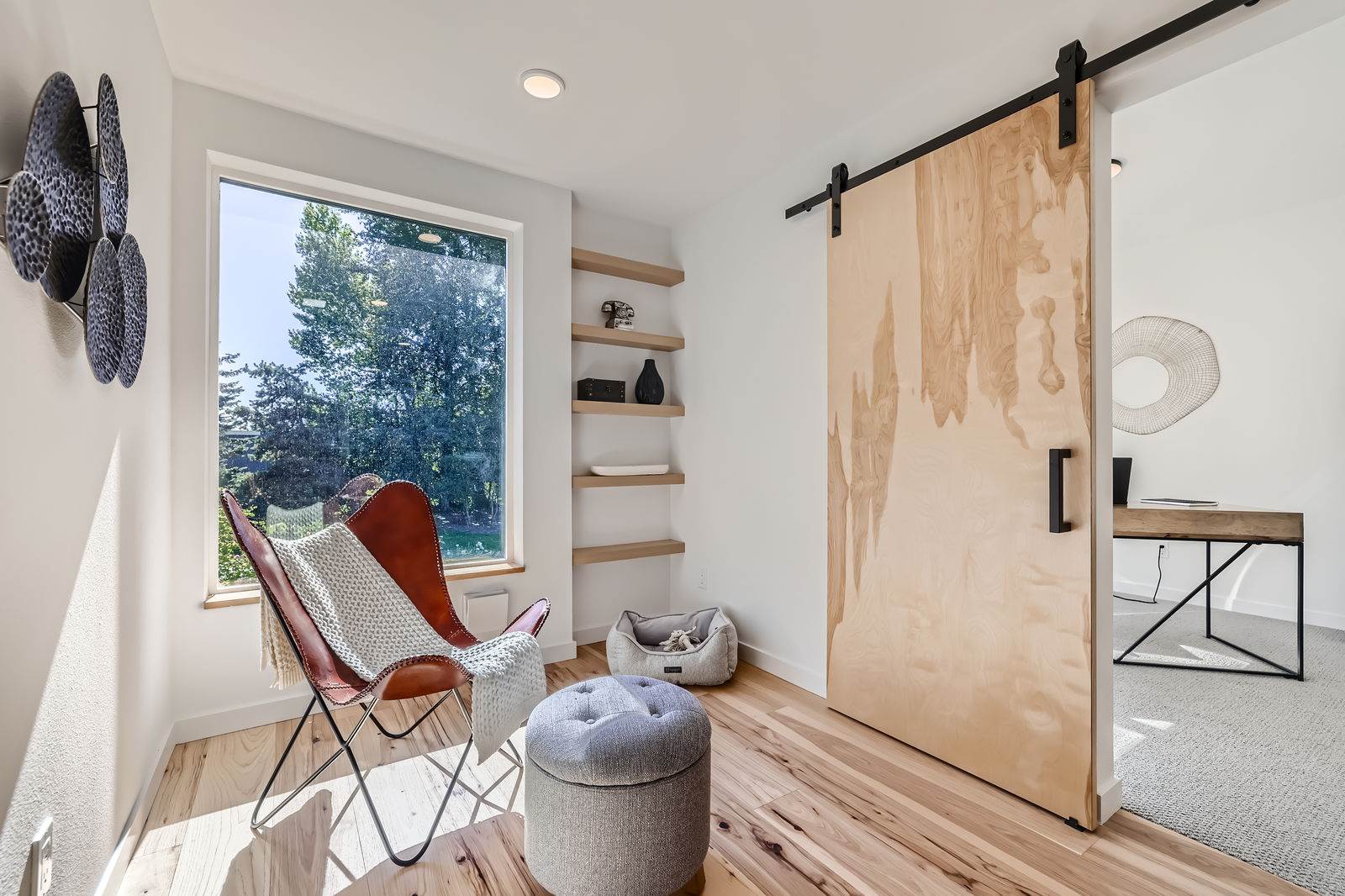 515 Howe St, Seattle, WA 98109