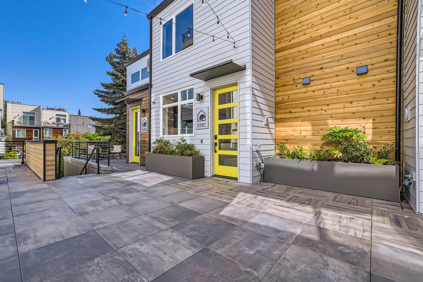 515 Howe St, Seattle, WA 98109