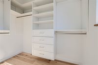 515 Howe St, Seattle, WA 98109