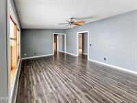 14275 Painted Woods Drive, Williston, ND 58801