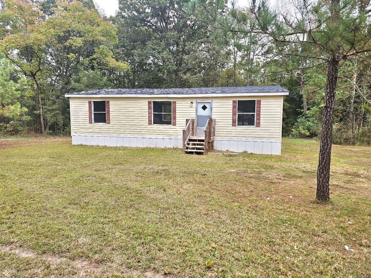 2786 Old Whitmire Hwy, Newberry, SC 29108