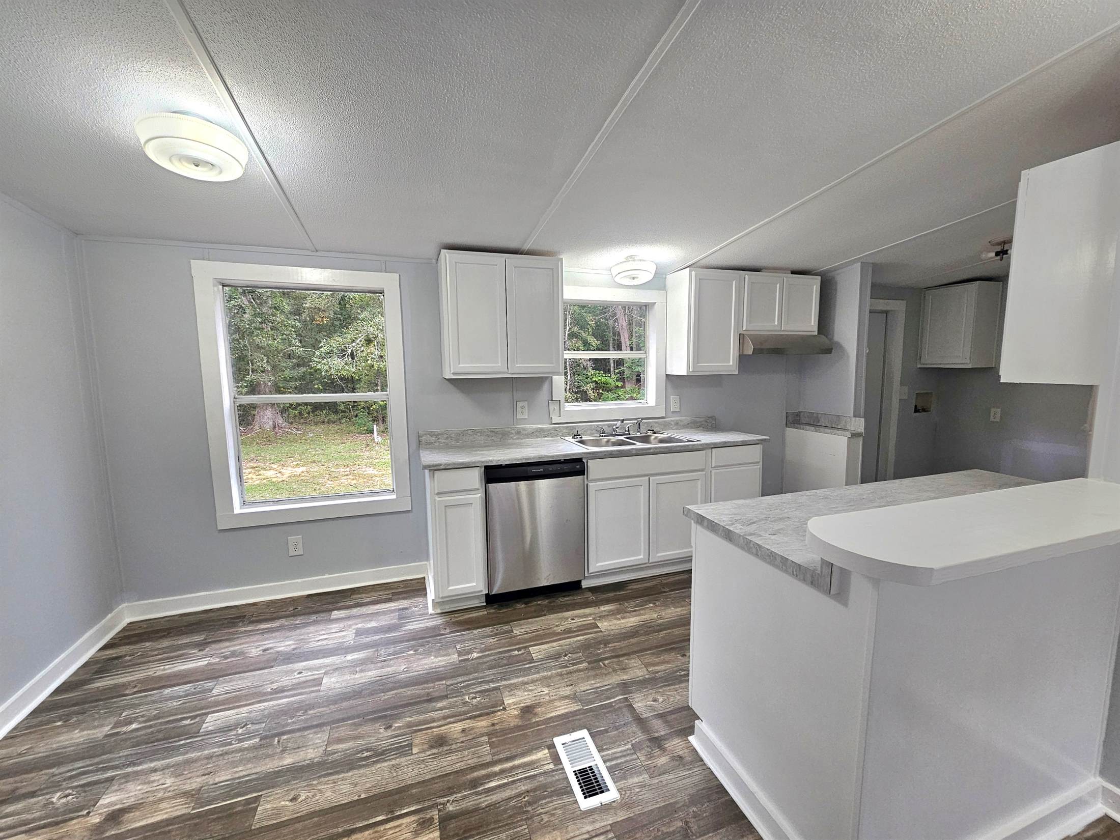 2786 Old Whitmire Hwy, Newberry, SC 29108