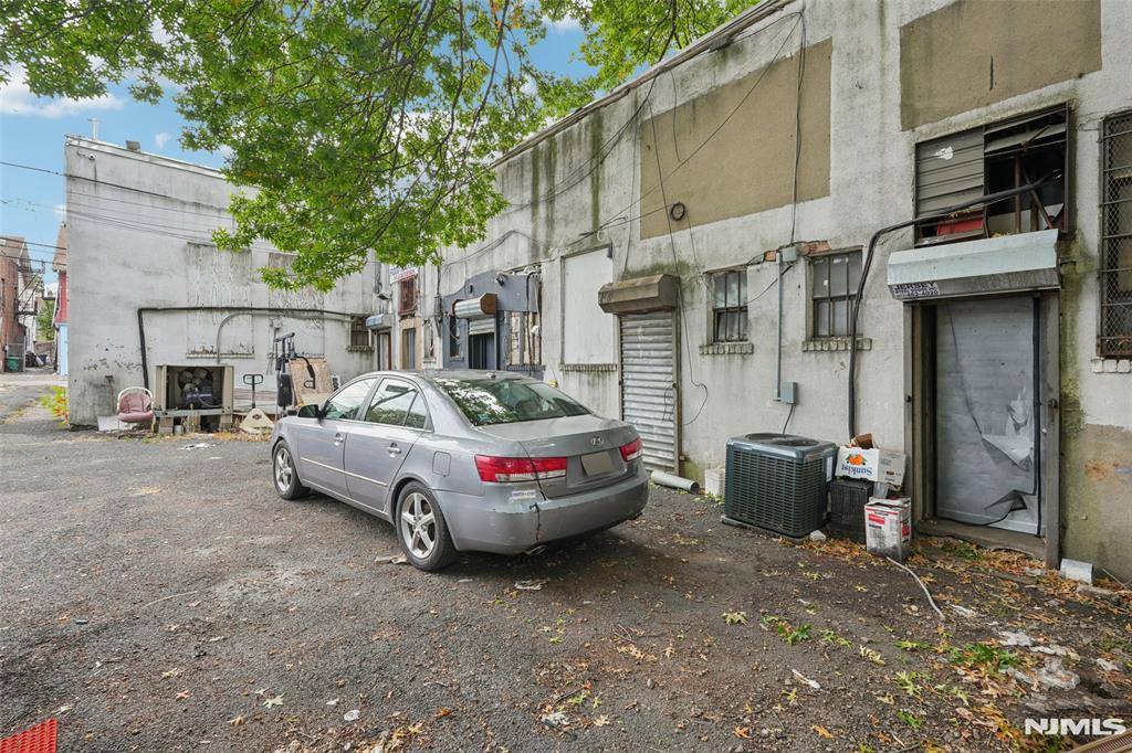 721-731 Chancellor, Irvington, NJ 07111