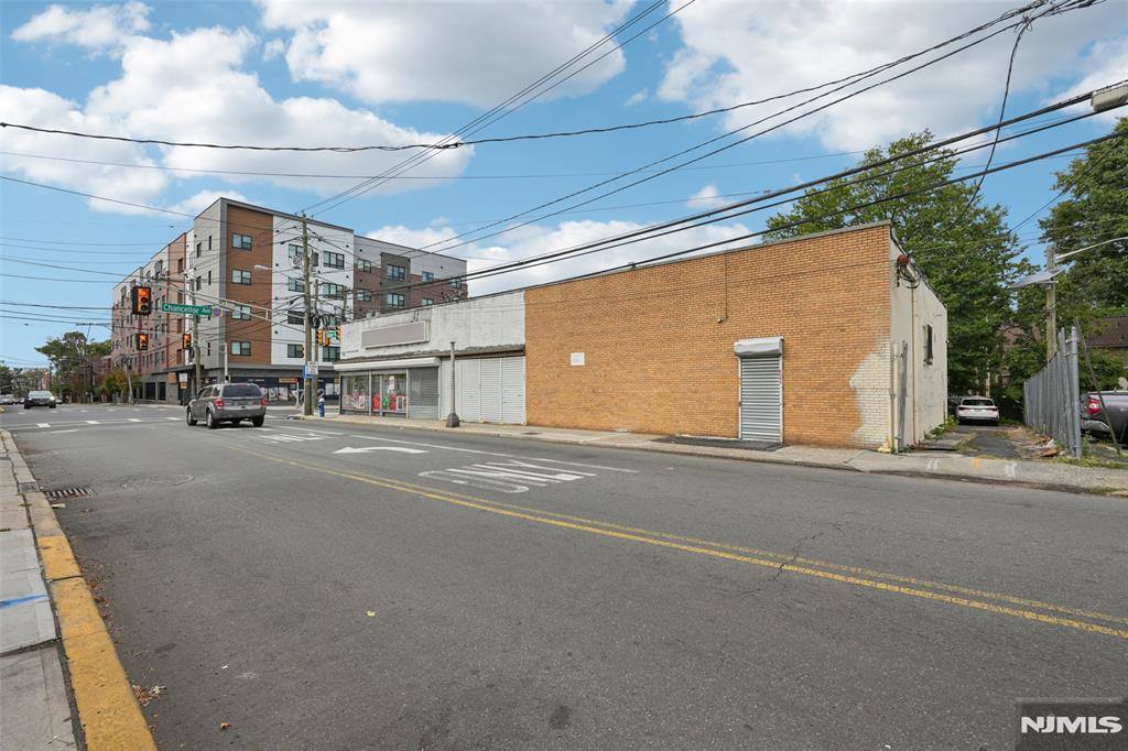 721-731 Chancellor, Irvington, NJ 07111