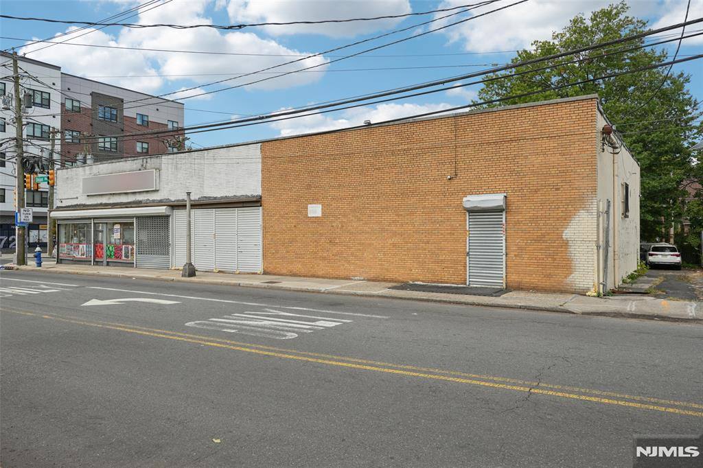 721-731 Chancellor, Irvington, NJ 07111