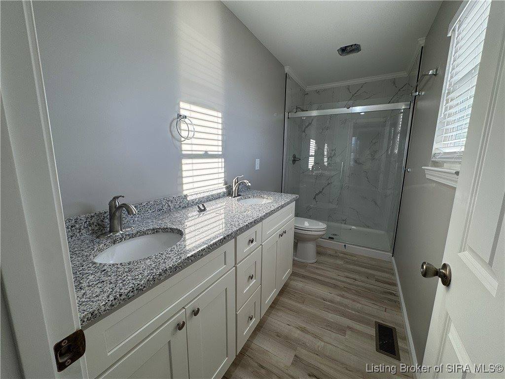 2022 North Greentree Boulevard, Clarksville, IN 47129