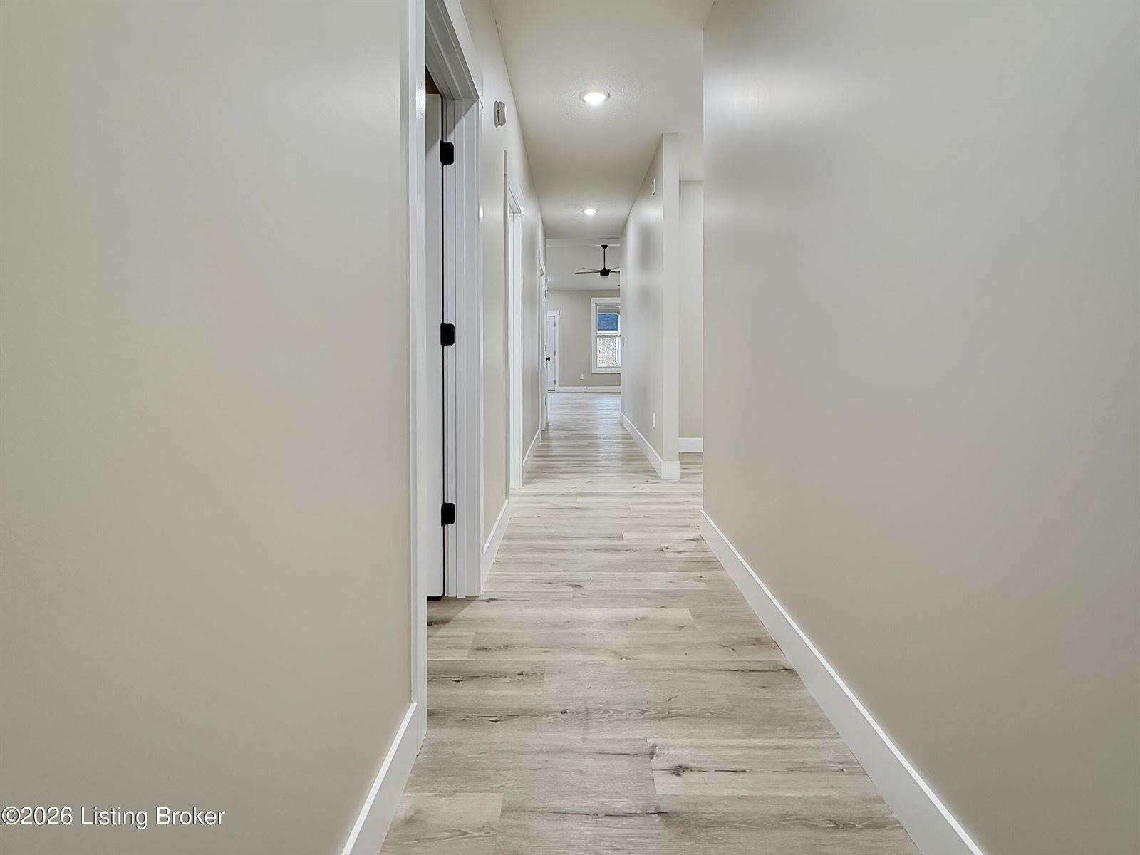 24 Betty Boyd Ln, Brandenburg, KY 40108