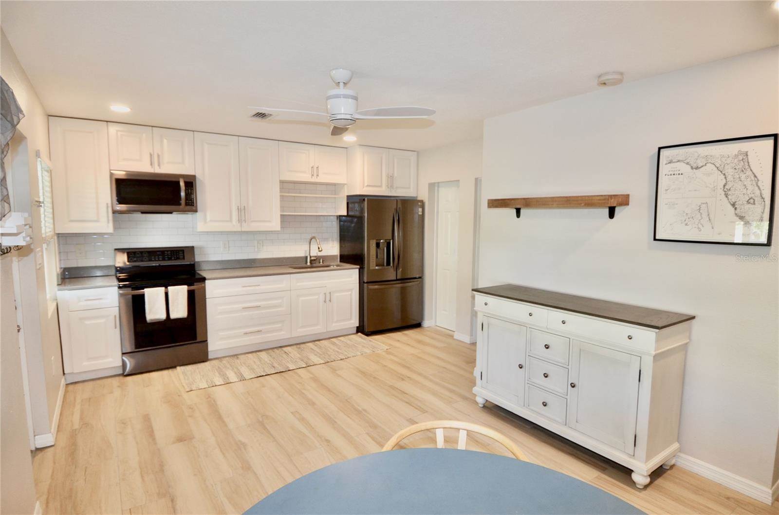 411 Pameto Road, Nokomis, FL 34275