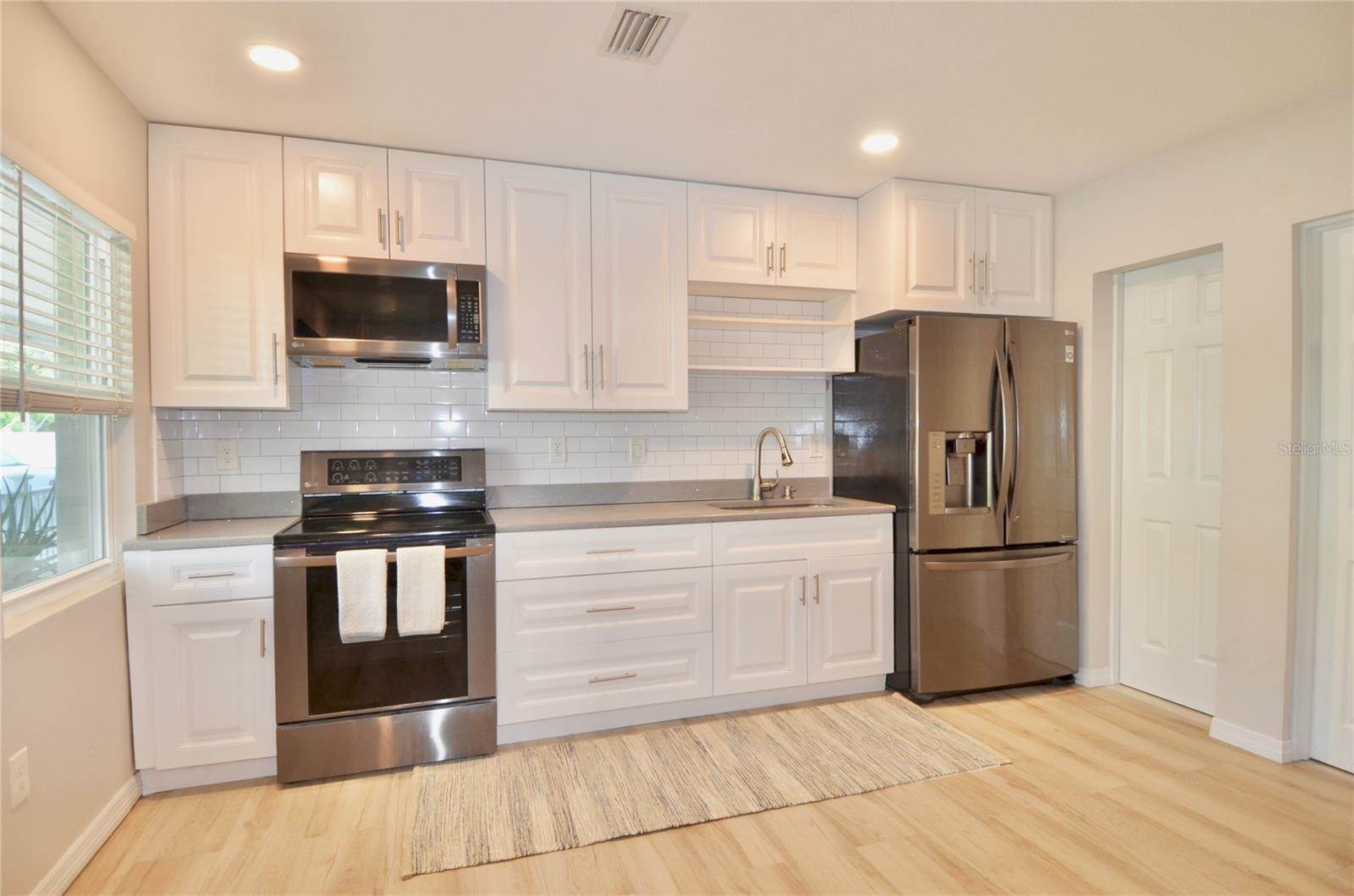 411 Pameto Road, Nokomis, FL 34275