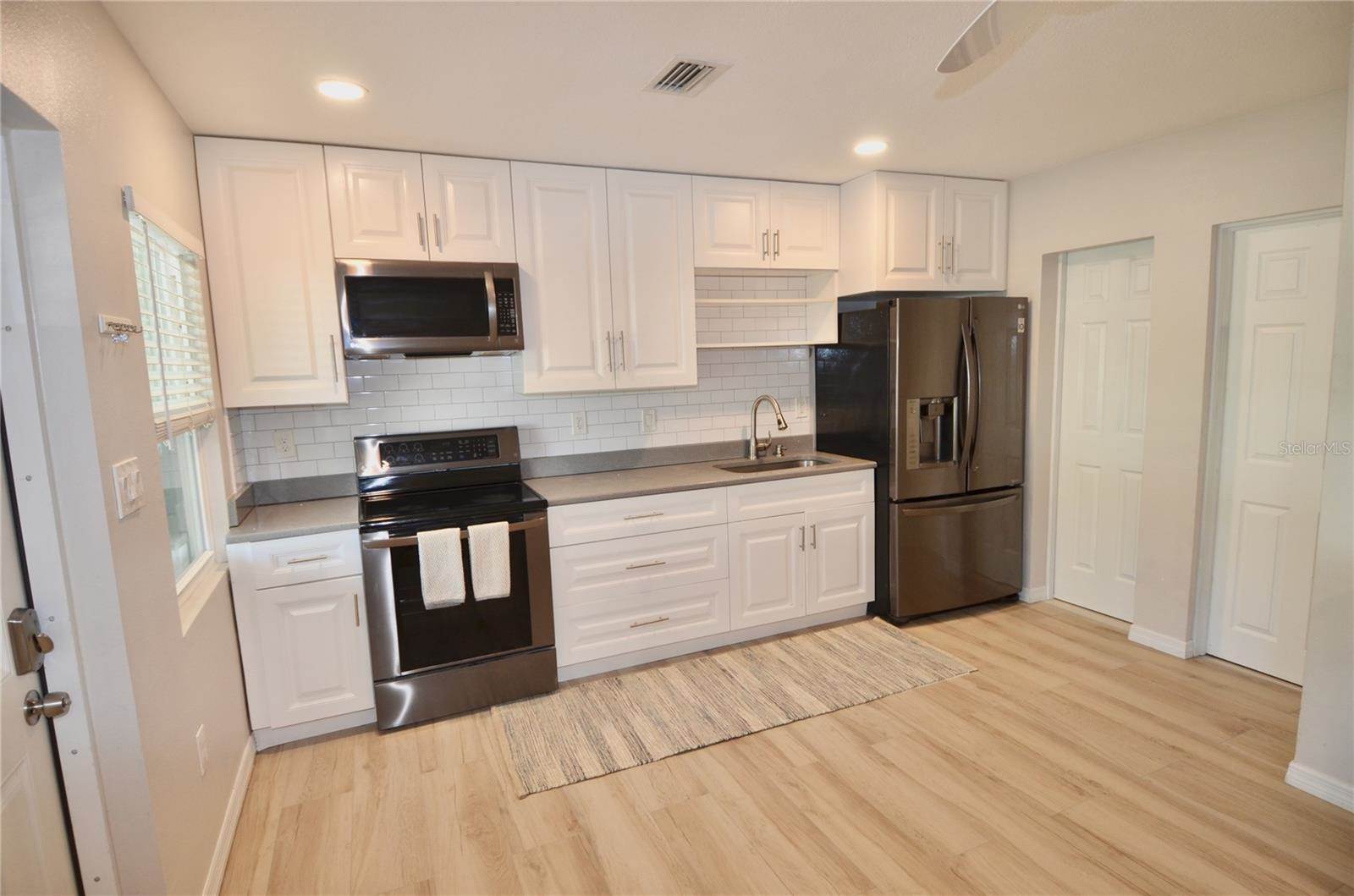 411 Pameto Road, Nokomis, FL 34275