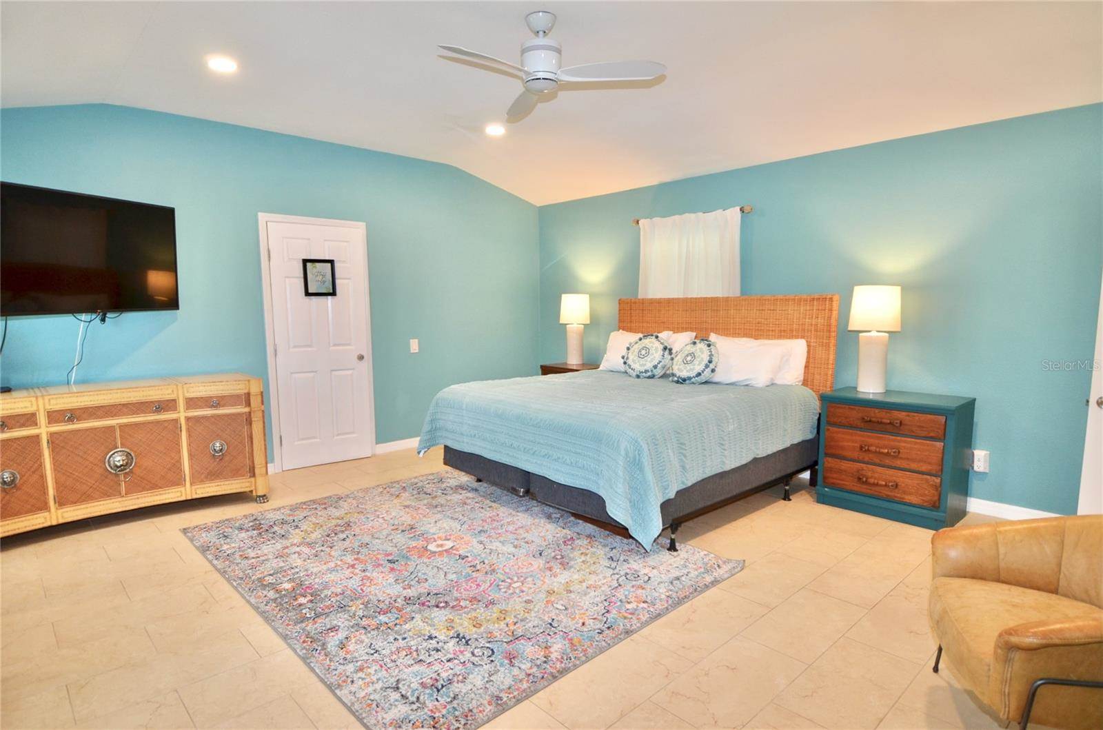 411 Pameto Road, Nokomis, FL 34275